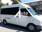 Средняя база,  задний салон,  правое окно на Mercedes Sprinter (1995-